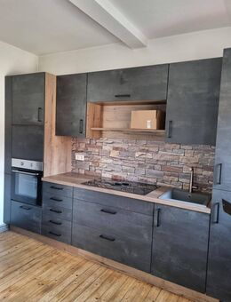 3-Zimmerwohnung im Herzen von Bad Staffelstein sucht passenden Mieter, welcher den Charme eines alten Hauses, neu aufgehübscht liebt! - Bad Staffelstein