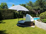 Urlaub zu Hause, hochwertiges REH mit Pool, Wintergarten, 2 Garagen - Moosinning