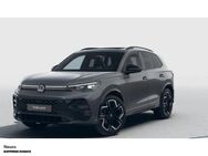 VW Tiguan, 1.5 TSI R-LINE BLACK STYLE, Jahr 2022 - Neuss