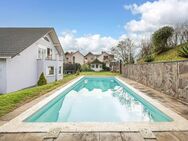 Exklusive Villa mit Einliegerhaus und Pool - Ihr neues Zuhause - Glattbach