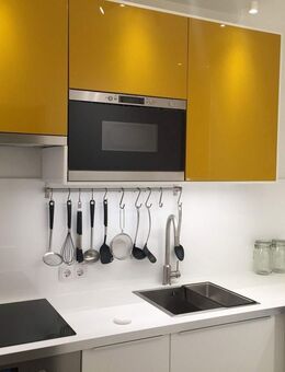 Moderne neu eingerichtete und renovierte vollmöblierte Wohnung inkl. Kfz-Stellplatz, Top Lage - Sulzbach (Taunus)