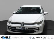 VW Golf, 1.5 l Style eTSI OPF, Jahr 2022 - Walsrode