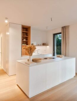 Wohnen am See - Stilvolle Gartenwohnung mit moderner Architektur - Bestensee