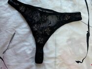 Damen Tanga schwarz mit Blümchen - Mannheim