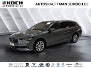 Skoda Superb, 1.5 TSI Combi HUP, Jahr 2024 - Königs Wusterhausen Zentrum