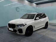 BMW X5, xDrive30d M Sportpaket Driving Prof Parking Adpt, Jahr 2021 - München