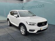 Volvo XC40, Momentum, Jahr 2021 - München