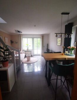 Top Kapitalanlage: Stilvolle Maisonette mit Dachterrasse & Balkon - super vermietet, Top Rendite! - Augsburg