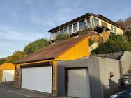 Kreiensen - Einfamilienhaus (Fertighaus) mit massiver Garage - Einbeck Zentrum