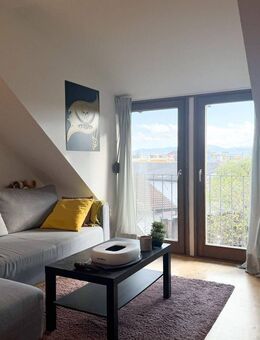 Schöne 2-Zimmer-Wohnung mit Bergblick und Einbauküche - Wolfratshausen