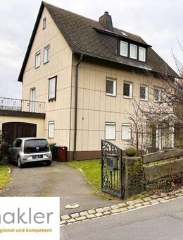 Charmantes Mehrfamilienhaus mit Sauna und großem Garten - perfekt für Familien in Arzberg - Arzberg (Bayern)