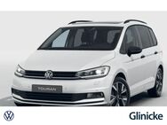 VW Touran, 1.5 l TSI Highline 110kW 150PS, Jahr 2022 - Kassel