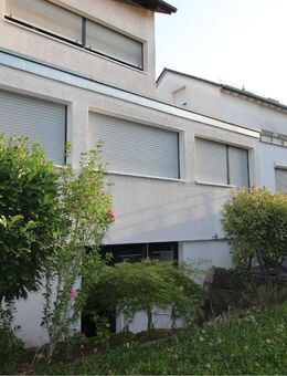 Vermietetes Anlageobjekt in ruhiger Lage mit Terrasse + Stellplatz - Ludwigsburg