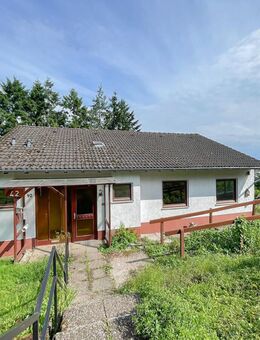 Renoviertes Einfamilienhaus mit Einliegerwohnung in Newel-Butzweiler - Newel