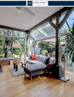 VON POLL - OBERURSEL: Modernisiertes Stadthaus mit Traumgarten in ruhiger Citylage - Oberursel (Taunus)