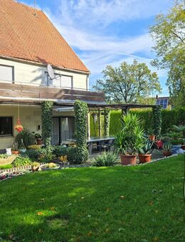 Großes Einfamilienhaus mit großem Grundstück in Bachhagel - Bachhagel