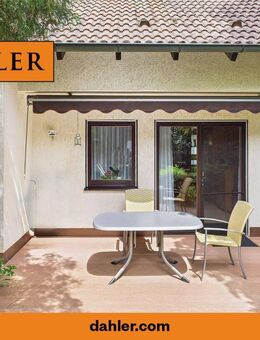 ATTRAKTIVES EINFAMILIENHAUS IN RUHIGER LAGE - MIT LIEBEVOLL GEPFLEGTEM GARTEN UND GROSSZÜGIGEM PLATZANGEBOT - Cadolzburg