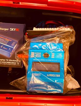 Elektrische Modellautos mit viel Zubehör - Grub (Forst)