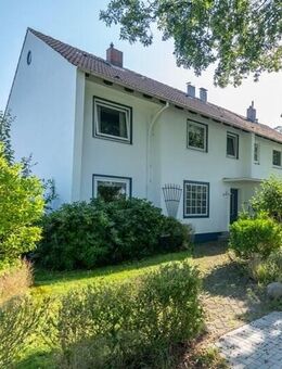 westimmobilien: Wohnen im Quellental… Familiengerechte und großzügige Doppelhaushälfte auf mehreren Ebenen - Pinneberg