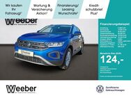 VW T-Roc, 1.0 TSI Life, Jahr 2023 - Weil der Stadt