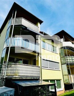 Gepflegte Etagenwohnung in hervorragender Wohnlage mit Carport und großem Balkon - Hannoversch Münden Zentrum