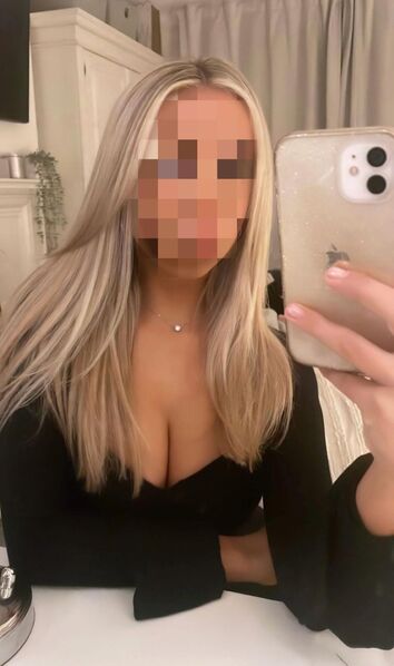 LINA 🔥 HEISSE SEX DATES IN DEINER STADT