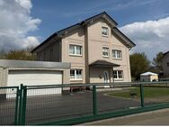 Traumhaftes 1-2 FH mit Doppelgarage in Steinheim - Ihr neues Zuhause wartet auf Sie! - Steinheim
