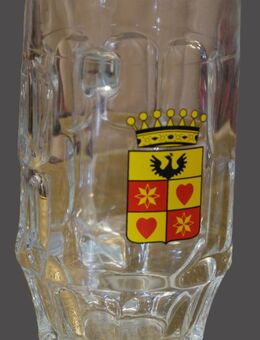 Bierkrug , Pressglas ( Rastal) Füllmenge 0,4Liter , Wappen - Gut Basthorst bei Hamburg , Höhe 15cm ,K55 - Görlitz