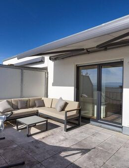 EINMALIG: Hochwertiges, modernes Reihenhaus mit Dachterrasse und Weitsicht - Plochingen