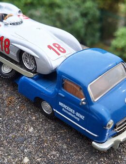 1:43 Conrad Mercedes Benz Rennwagen Transportet --Rennleitung--OVP - Meckenheim