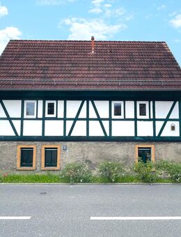 Charmantes Einfamilienhaus mit Potenzial und Charakter - Borna