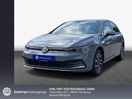 VW Golf, 1.5 l VIII ACTIVE eTSI OPF, Jahr 2023 - Flensburg