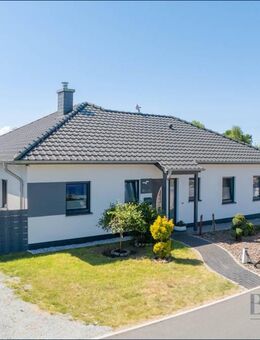 Neuwertiger Bungalow aus 2019 auf sonnigem Süd - Grundstück in Bad Bederkesa - Lintig
