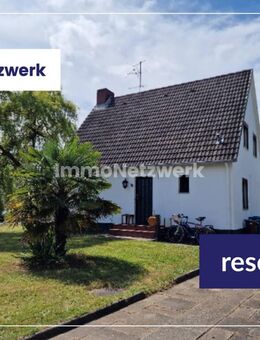 RESERVIERT! Ruhig und zentral - Familienparadies mit Eckgrundstück - nur 900 Meter zum Hauptbahnhof - Henstedt-Ulzburg