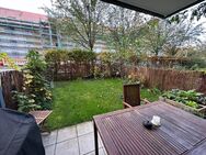 Barrierearme Zwei-Zimmer Wohnung mit zwei Terrassen und privatem Gartenanteil. Für Kapitalanleger. - München