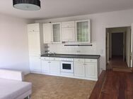 Von privat: 49 qm, 2 Zimmer mit ruhigem Balkon, 3,6 % Mietrendite - Hamburg