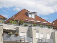 Tolles Penthouse mit ca. 126m²Wfl., offenem Kamin, 2 TG, großer Dachterrasse, in stadtnaher Lage von Kirchheim-Teck - Kirchheim (Teck)