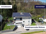 Attraktives Zweifamilienhaus in idyllischer Ortsrandlage! Energetisch up-to-date!!! - Lambsborn