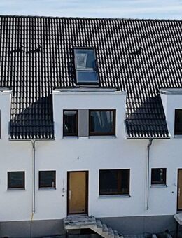 **Modernes Wohnen ohne Kompromisse ! Neubau RMH mit Keller - schlüsselfertig !*** - Maintal