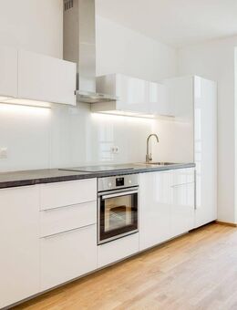 Direkt vom Eigentümer: helle City-Wohnung in historischem Altbau im Herzen von München - München