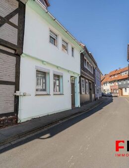 Charmantes Stadthaus mit Innenhof und Nebengebäude - Denkmalobjekt in Toplage von Einbeck - Einbeck