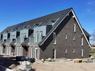 Neubau: Reihenmittelhaus (KFW55) / 165m², Terrasse & Dachterrasse, ruhiger Wohnlage, Erstbezug - Lauenburg (Elbe)