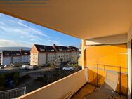Sonniges 1 Zimmer Appartement mit Einbauküche und Balkon mit traumhaften Blick auf Niedernhausen !!! - Niedernhausen