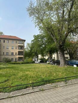 **Kapitalanlage** Sehr gut geschnittene, vermietete 2,5 Zi Wohnung im Grünen Zehlendorf, Ruhiglage - Berlin
