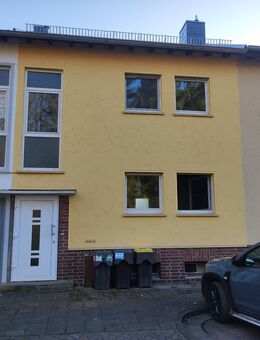 Gepflegtes Wohnhaus in Waldrandnähe Saarbrücken zu verkaufen - Saarbrücken