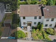 Charmantes Reihenendhaus mit PV-Anlage, Balkon und Garage in Bubenreuth - Bubenreuth