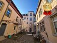 Im Herzen der Neustadt I Bad mit Wanne Großzügige Küche mit neuer Einbauküche in 01099
