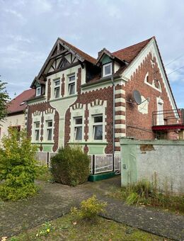 Neuer Preis !! Einfamilienhaus mit Garagen / Nebengelass in Elbnähe !! - Tangerhütte