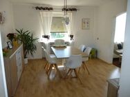 helle 3 - Zimmer Wohnung mit 40 m² Dachterrasse und Südbalkon - Trostberg
