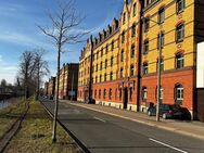 Badezimmer mit Fenster, hell - Dresden